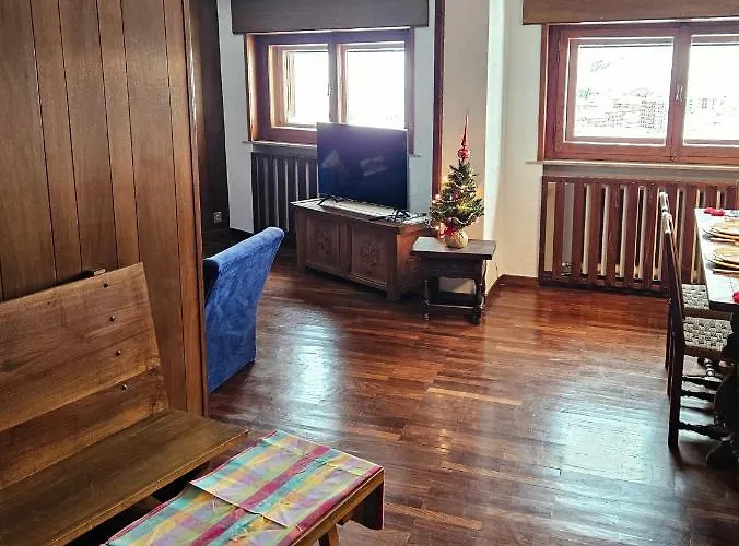 Cervino 1865 Family House & Friends - Cir 0517 * Breuil-Cervinia